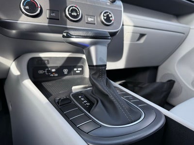 2026 Hyundai Kona SE FWD