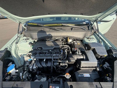 2027 Hyundai Kona SE FWD
