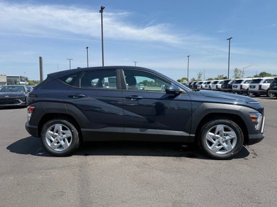 2027 Hyundai Kona SE FWD