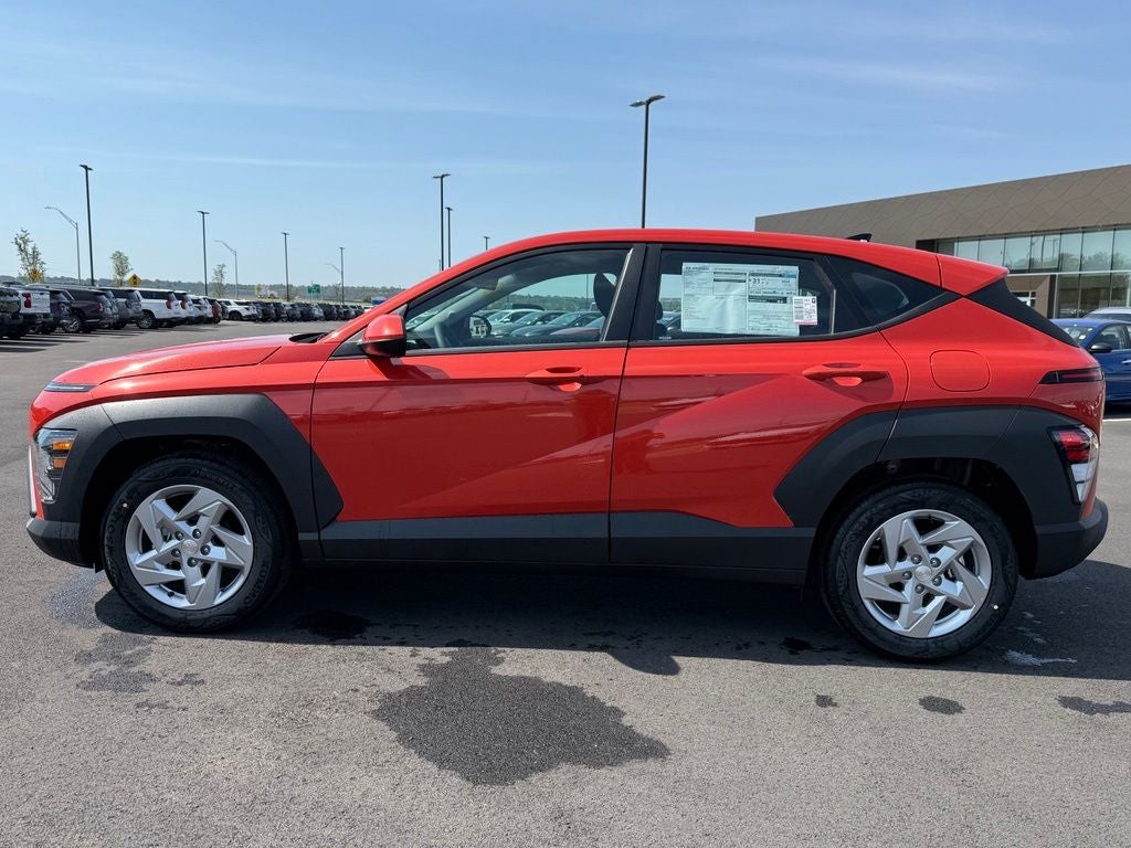 2027 Hyundai Kona SE FWD