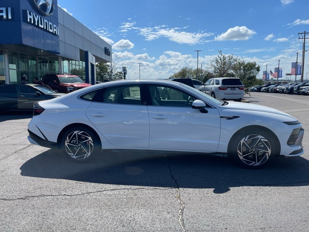 2025 Hyundai Sonata SEL Convenience