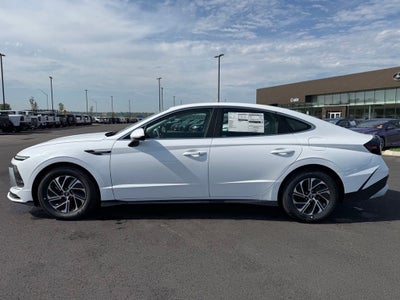 2026 Hyundai Sonata Hybrid Blue