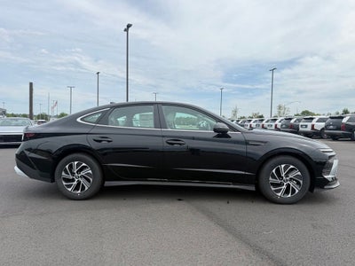 2026 Hyundai Sonata Hybrid Blue