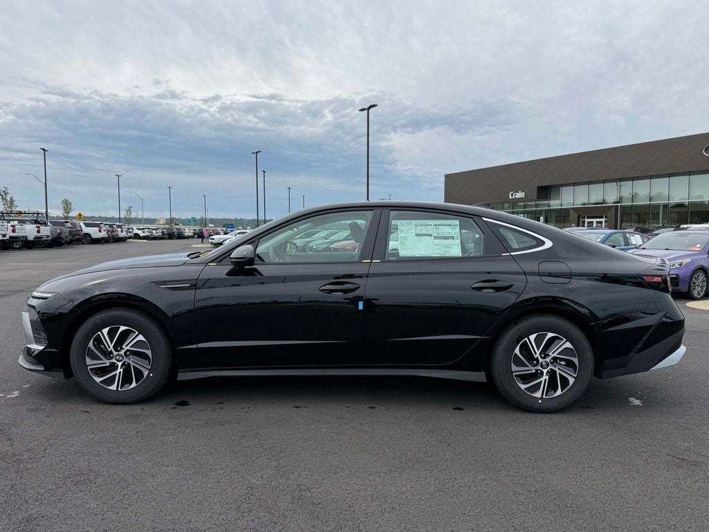 2026 Hyundai Sonata Hybrid Blue