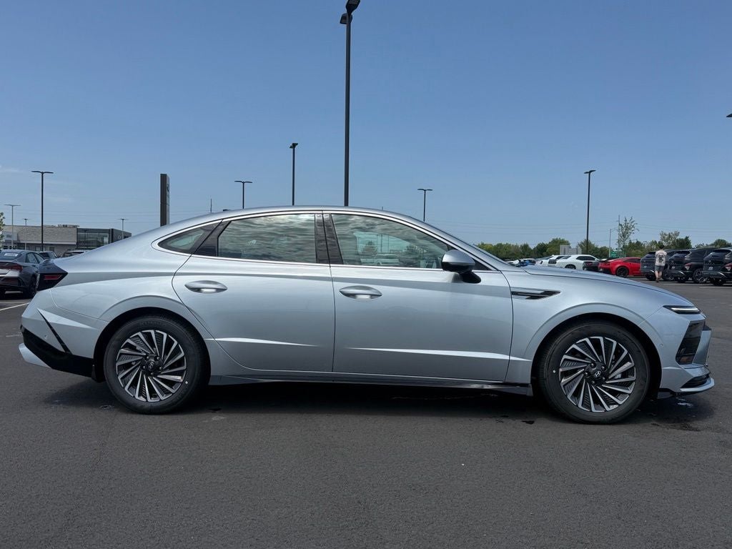 2026 Hyundai Sonata Hybrid Limited