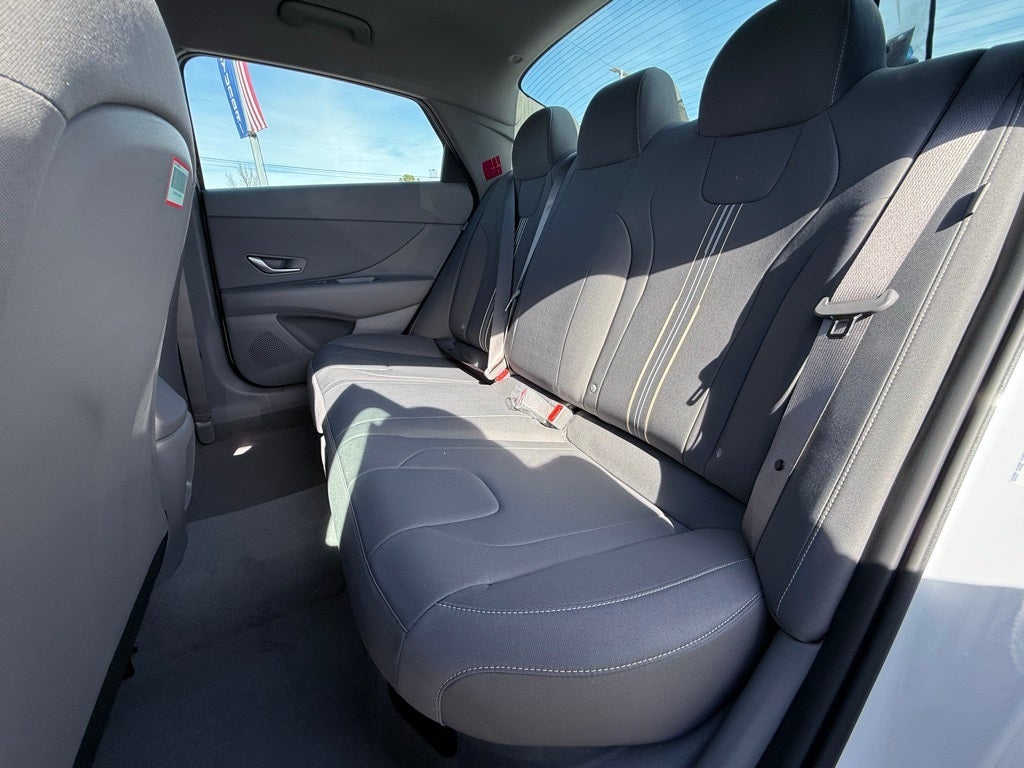 2026 Hyundai Elantra Hybrid SEL Sport