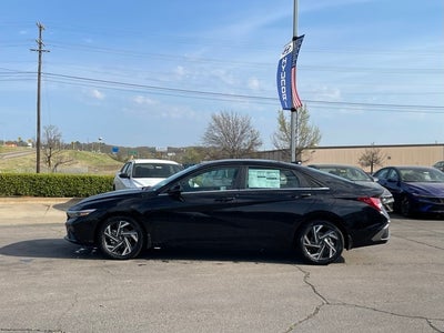 2025 Hyundai Elantra Hybrid Limited