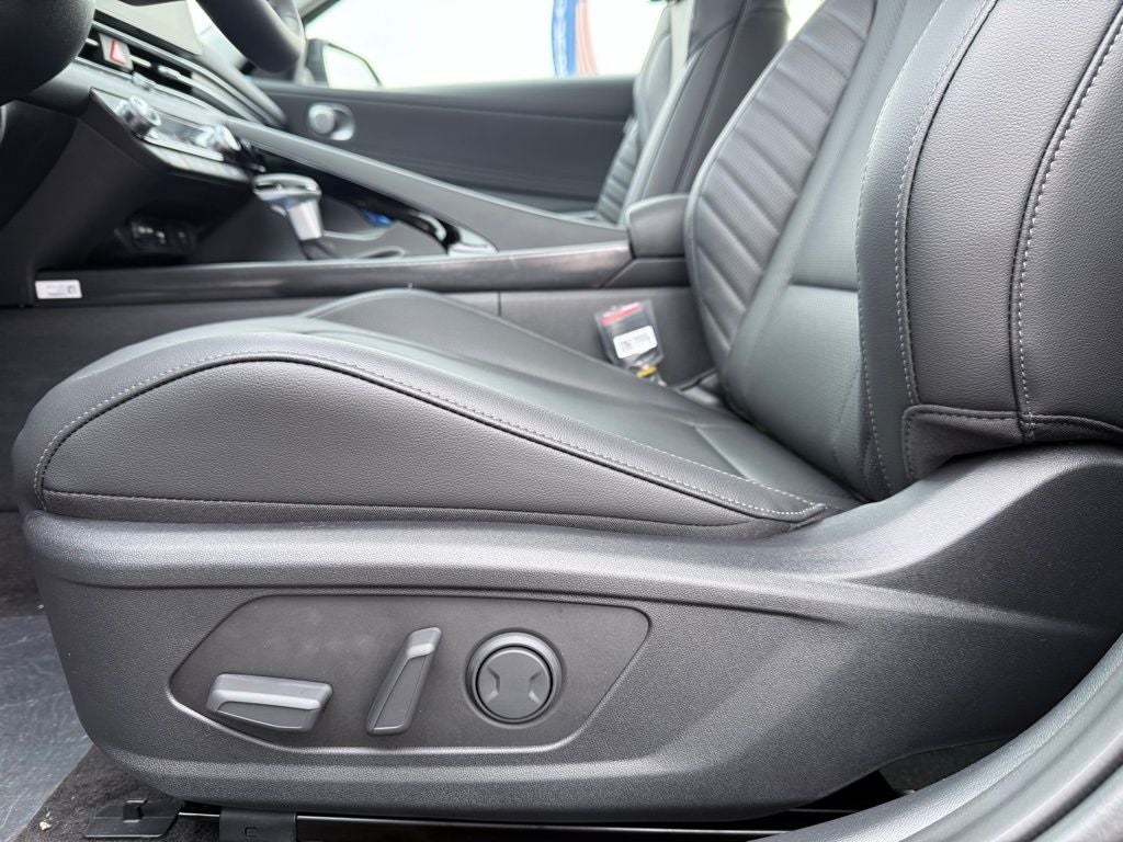 2026 Hyundai Elantra Hybrid Limited