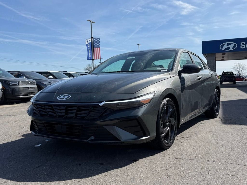 2026 Hyundai Elantra SEL Sport Premium