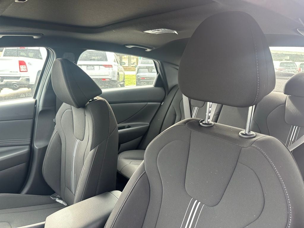 2026 Hyundai Elantra SEL Sport Premium