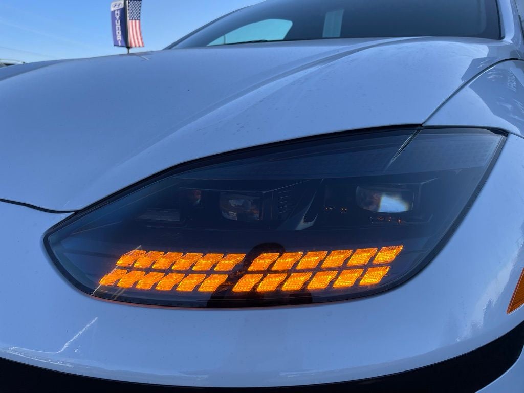 2025 Hyundai IONIQ 6 SE