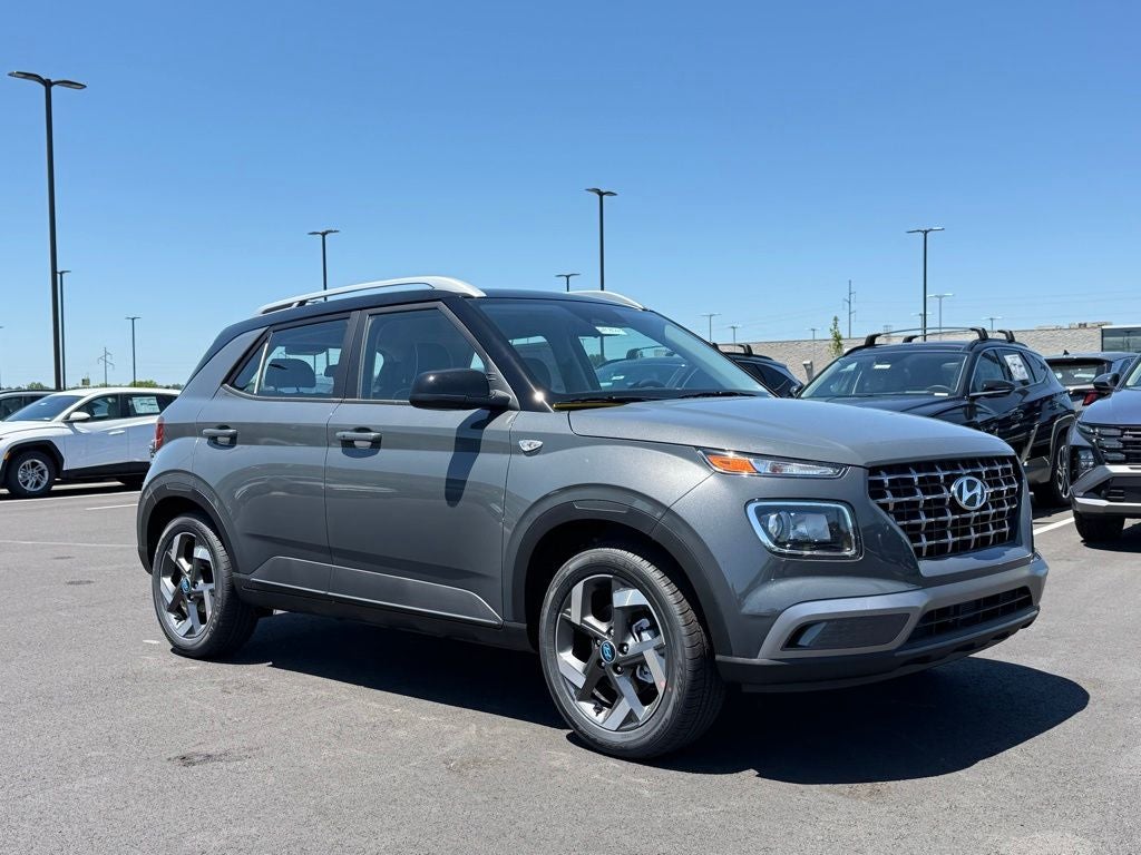 2026 Hyundai Venue SEL w/Two-Tone Roof