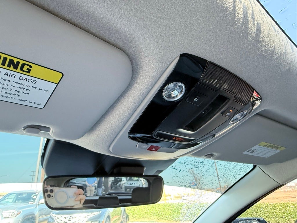 2024 Kia Niro SX Touring