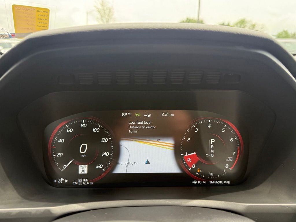 2020 Volvo XC90 T6 Momentum