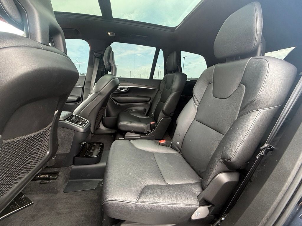 2020 Volvo XC90 T6 Momentum