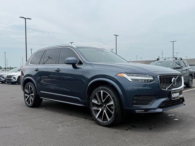 2020 Volvo XC90 T6 Momentum