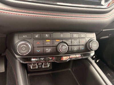 2024 Dodge Durango GT Plus 1-Owner / Clean Carfax / Full Speed Forward Collis