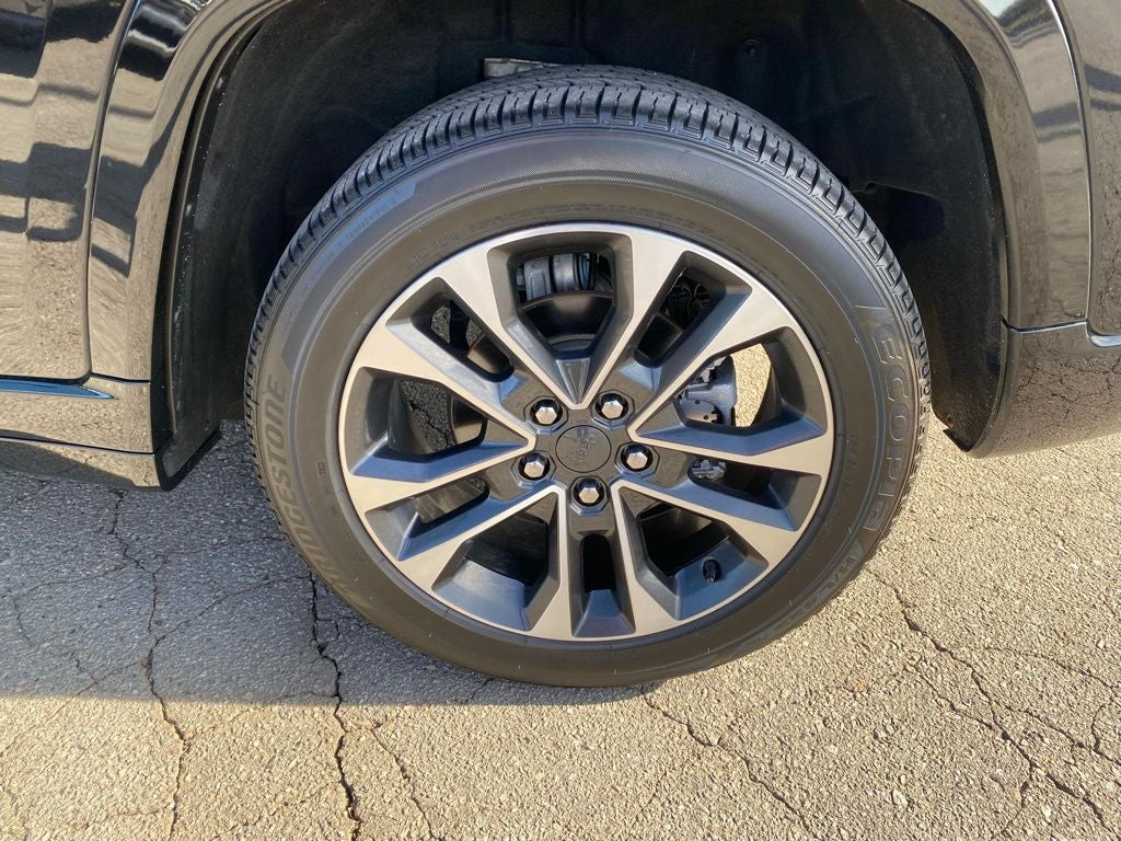 2022 Jeep Grand Cherokee Overland