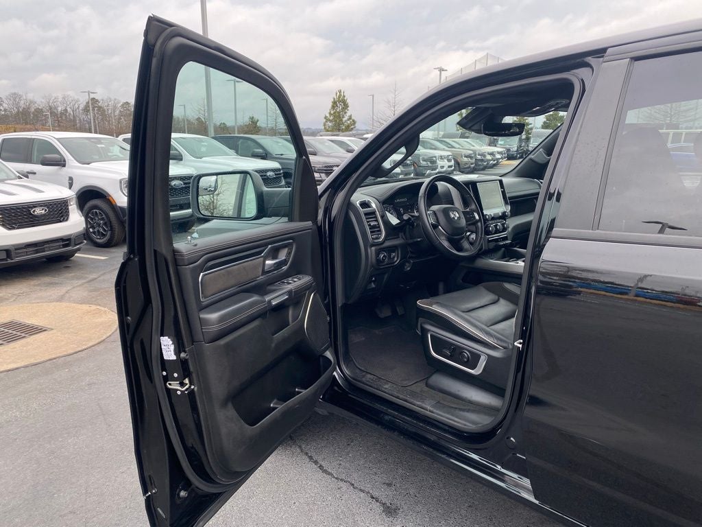 2024 RAM 1500 Laramie 1-Owner / Navigation / Apple CarPlay/Android Auto