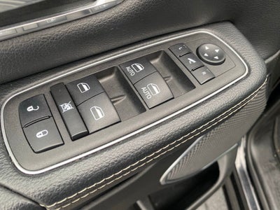 2024 RAM 1500 Laramie 1-Owner / Navigation / Apple CarPlay/Android Auto