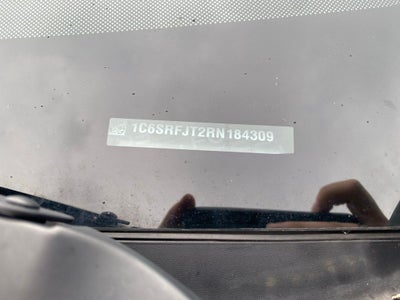 2024 RAM 1500 Laramie 1-Owner / Navigation / Apple CarPlay/Android Auto