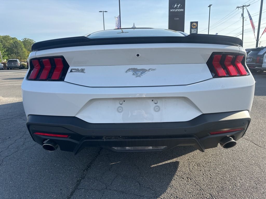 2025 Ford Mustang EcoBoost