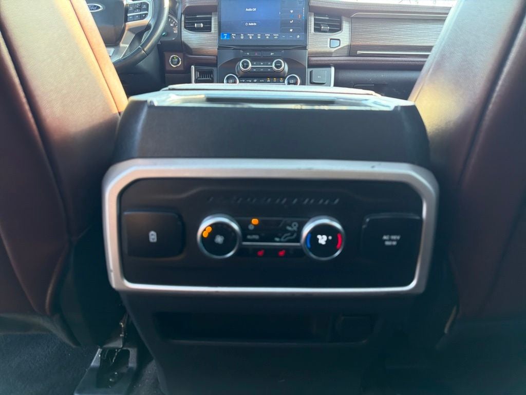 2024 Ford Expedition Limited 1-Owner / Panoramic Vista Roof / Navigation