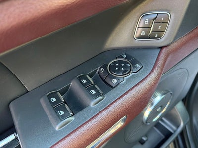 2024 Ford Expedition Limited 1-Owner / Panoramic Vista Roof / Navigation