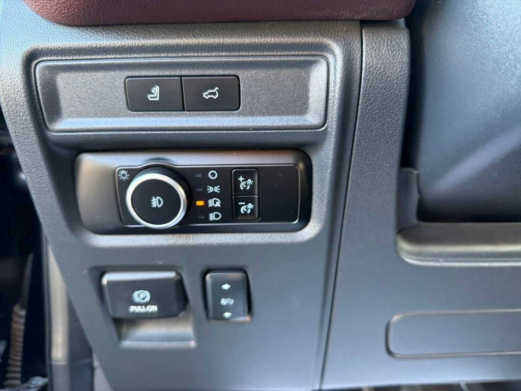 2024 Ford Expedition Limited 1-Owner / Panoramic Vista Roof / Navigation