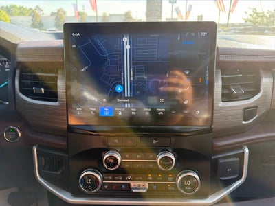 2024 Ford Expedition Limited 1-Owner / Panoramic Vista Roof / Navigation