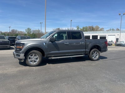 2025 Ford F-150 XLT 1-Owner / Clean Carfax / Pre-Collision Assist / Ac