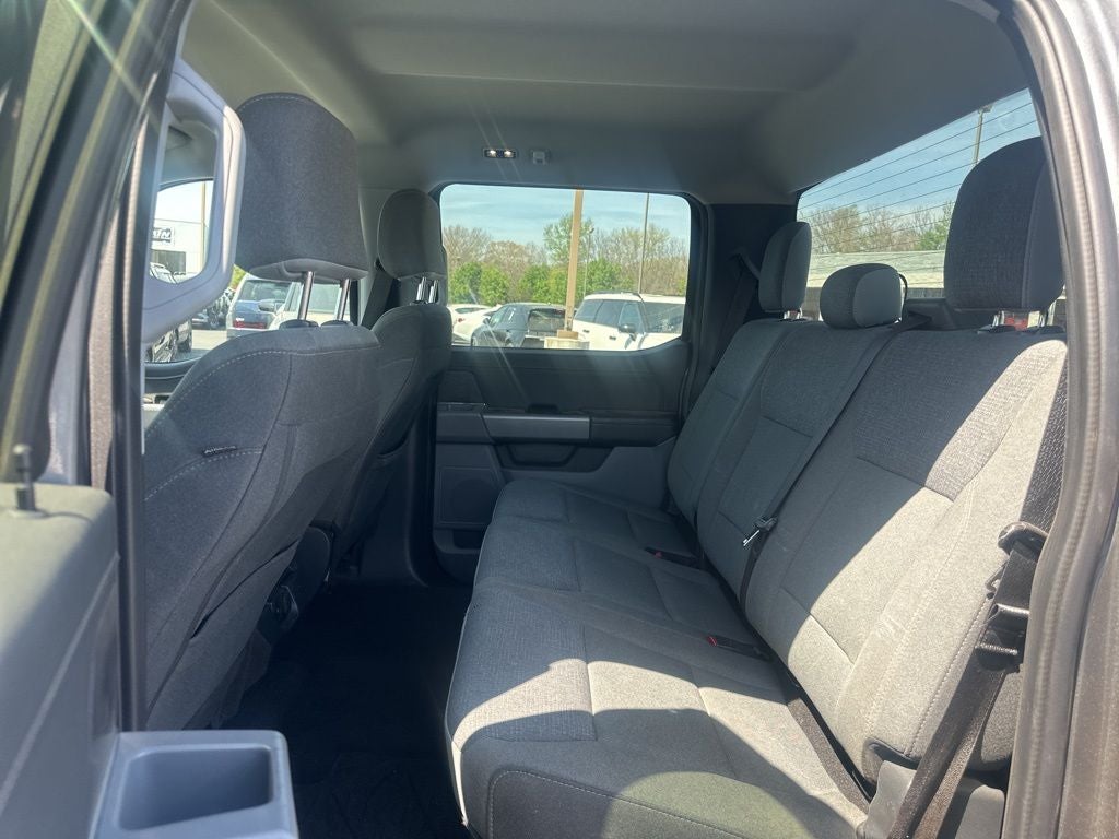 2025 Ford F-150 XLT 1-Owner / Clean Carfax / Pre-Collision Assist / Ac
