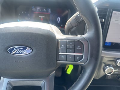 2025 Ford F-150 XLT 1-Owner / Clean Carfax / Pre-Collision Assist / Ac