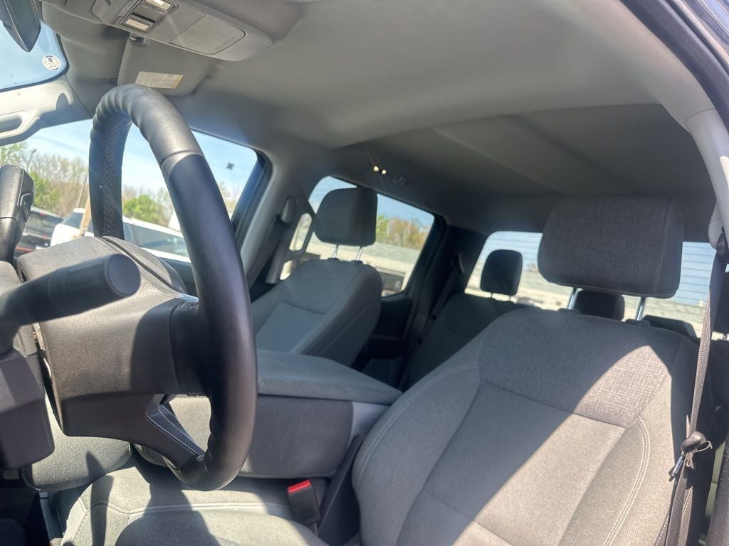 2025 Ford F-150 XLT 1-Owner / Clean Carfax / Pre-Collision Assist / Ac