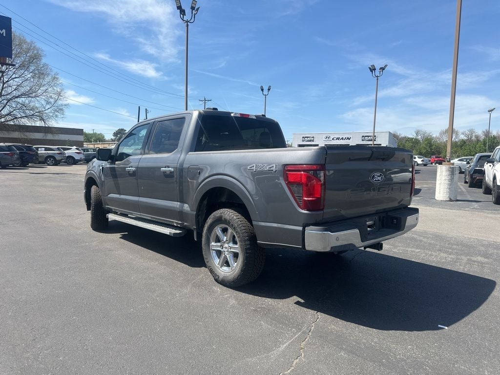 2025 Ford F-150 XLT 1-Owner / Clean Carfax / Pre-Collision Assist / Ac