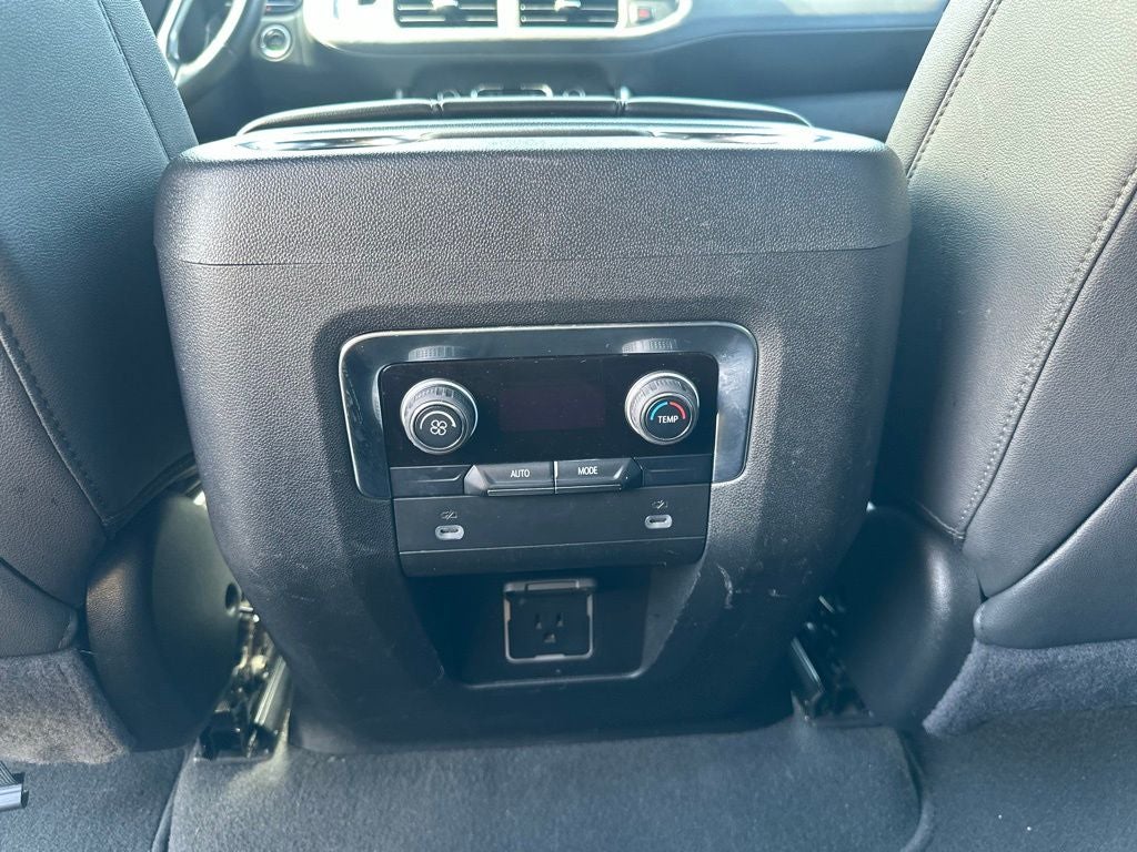 2024 Chevrolet Tahoe LT 1-Owner / Clean Carfax / 1LT Preferred Equipment G