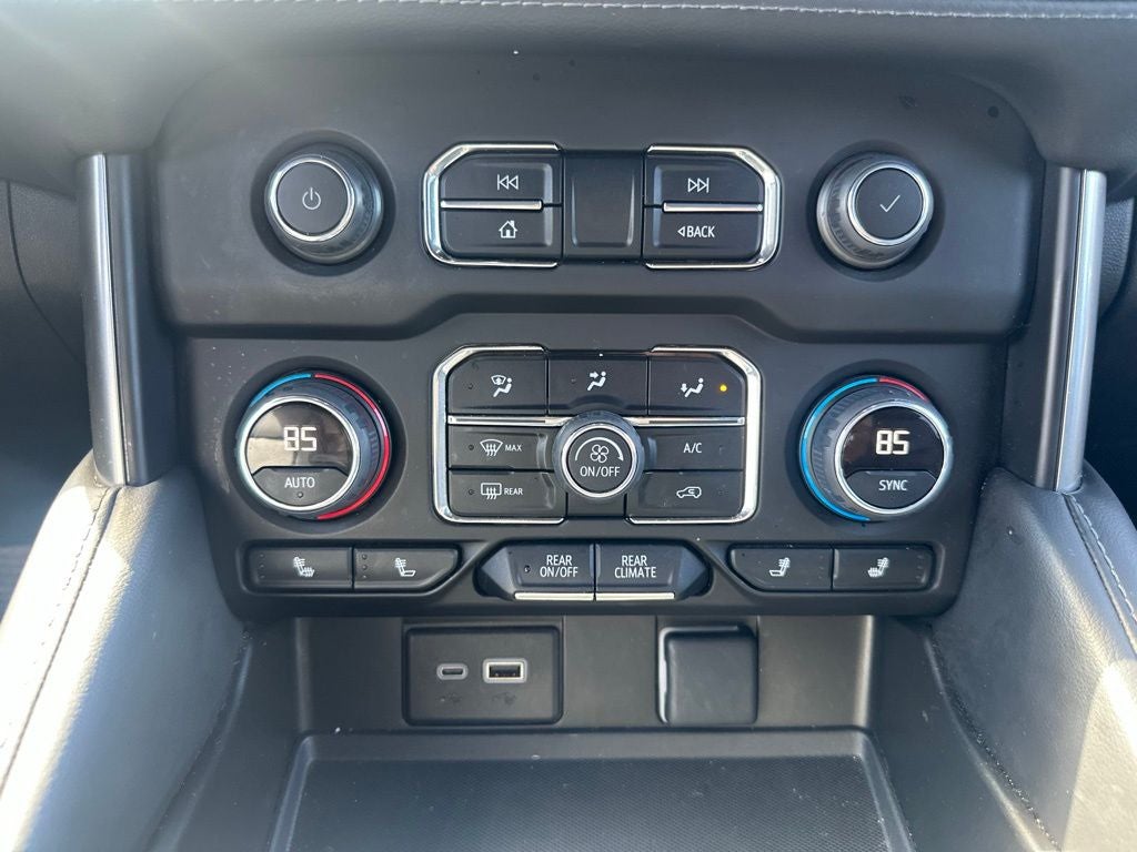 2024 Chevrolet Tahoe LT 1-Owner / Clean Carfax / 1LT Preferred Equipment G