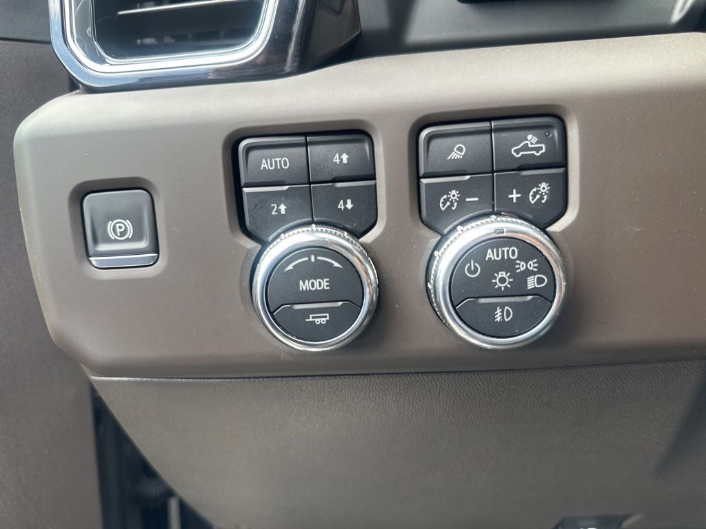 2024 GMC Sierra 2500HD Denali