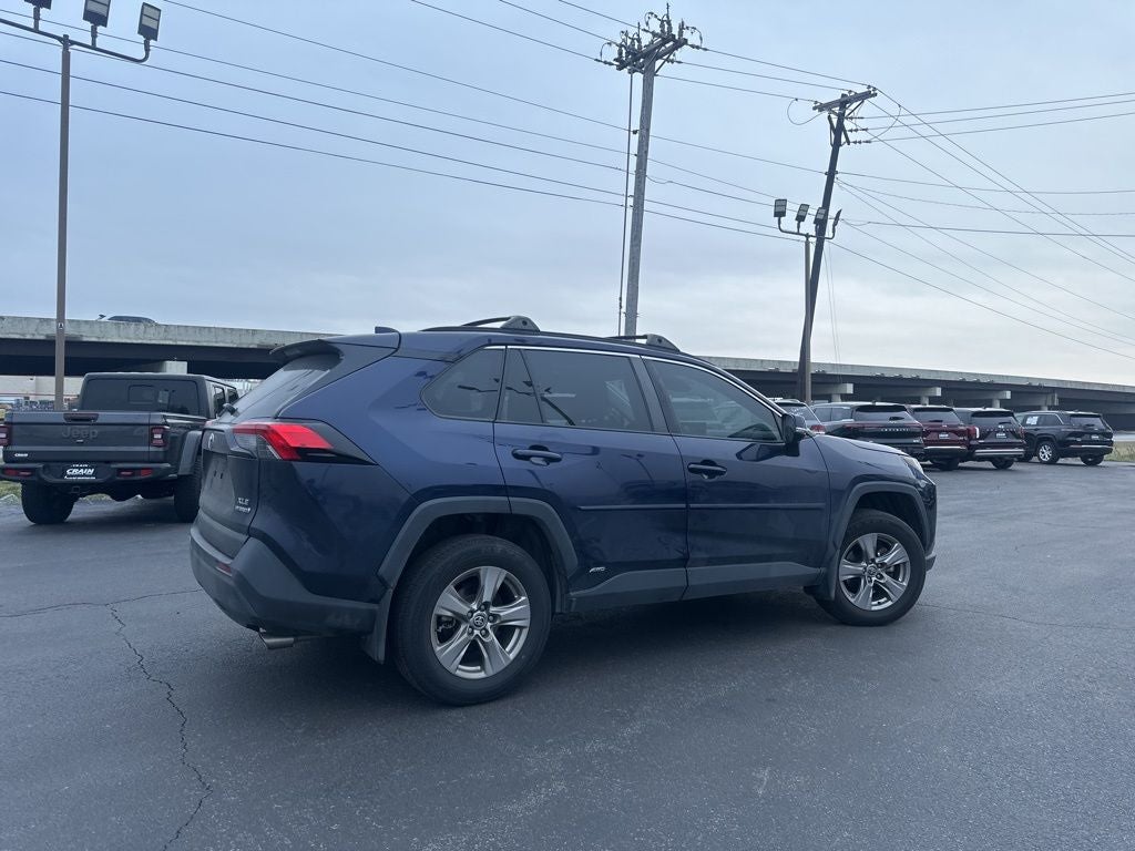 2022 Toyota RAV4 Hybrid XLE
