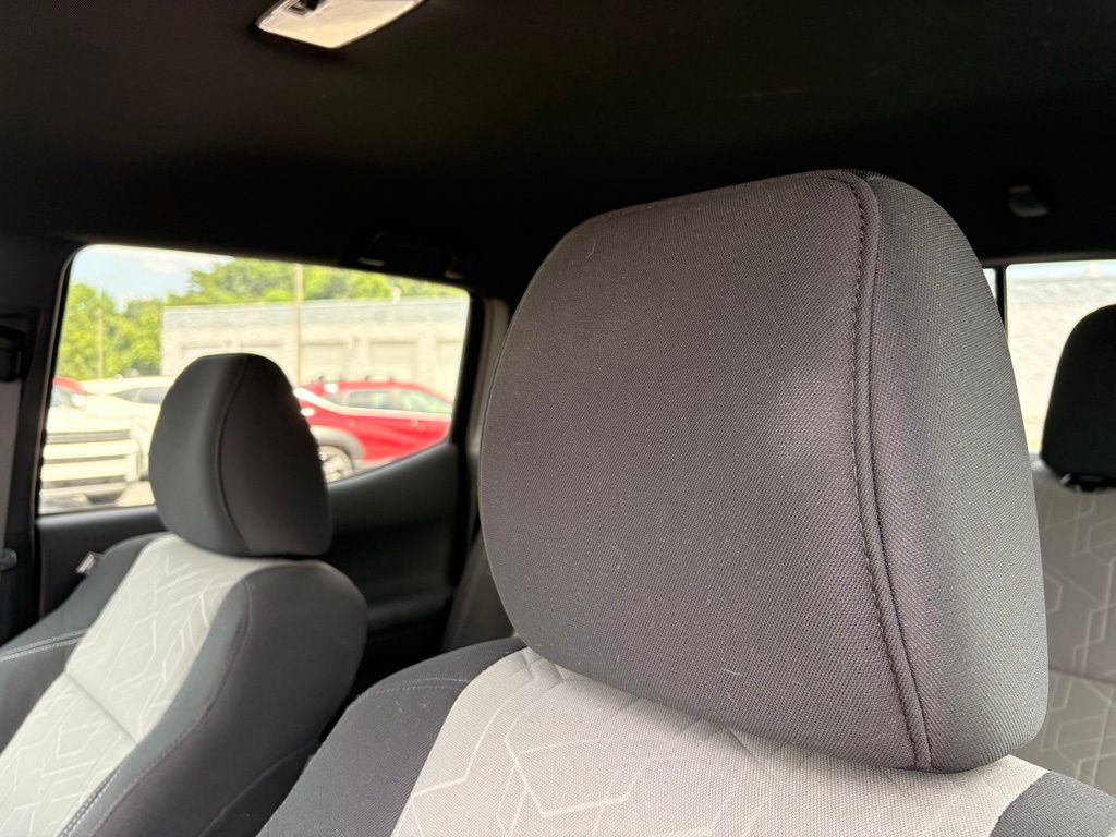 2023 Toyota Tacoma TRD Off-Road V6 / One Owner / Clean Carfax