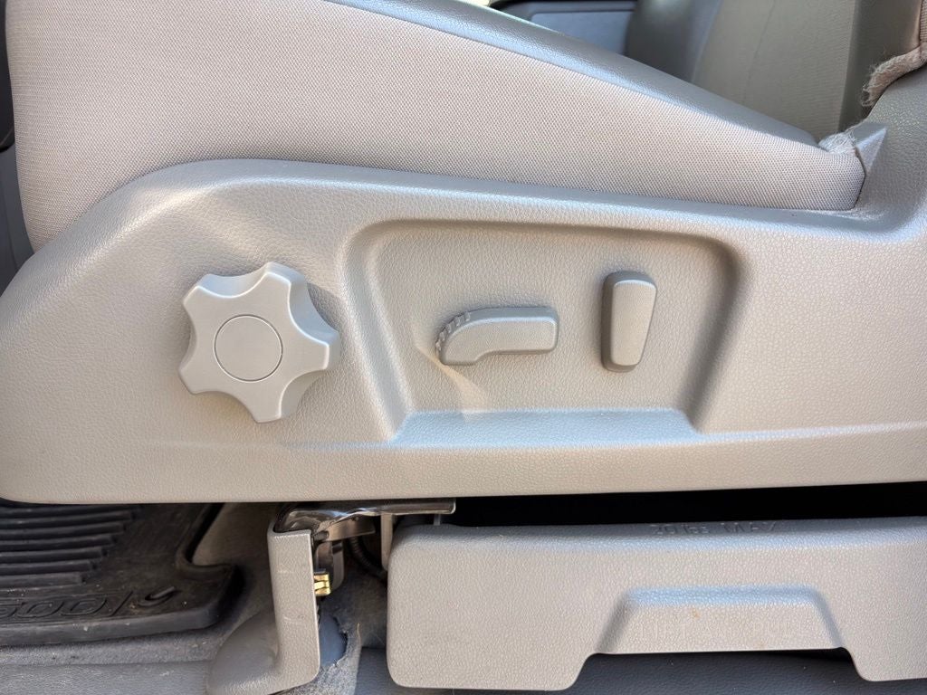 2015 Nissan NV Passenger SV