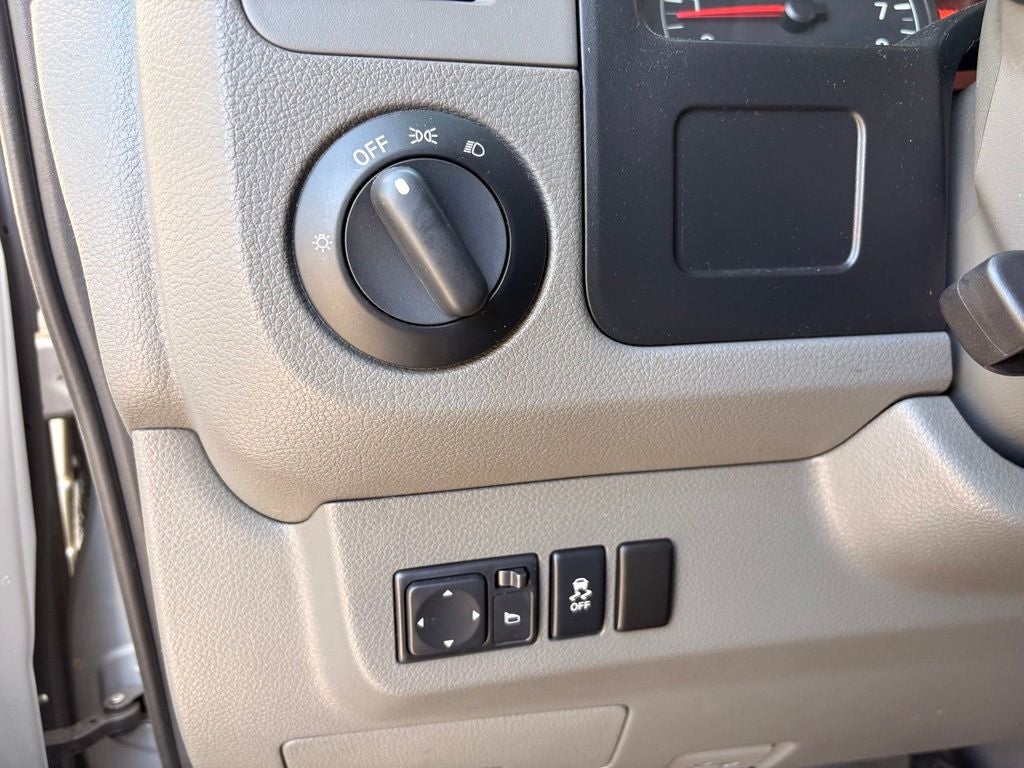2015 Nissan NV Passenger SV