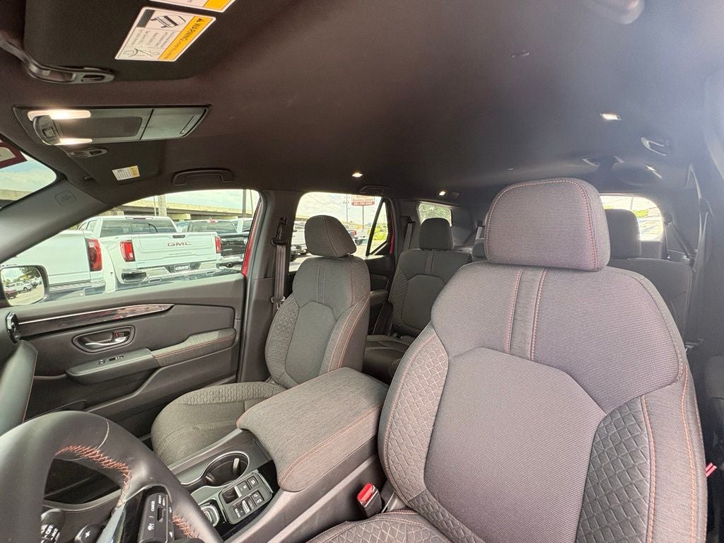 2025 Honda Pilot Sport