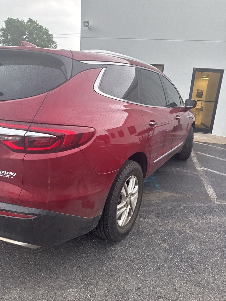 2020 Buick Enclave Essence