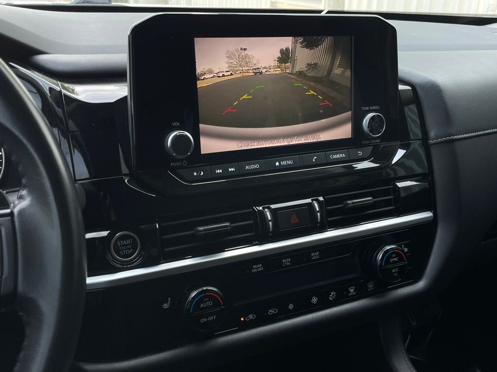2022 Nissan Pathfinder SV 1-Owner / NissanConnect featuring Apple CarPlay an