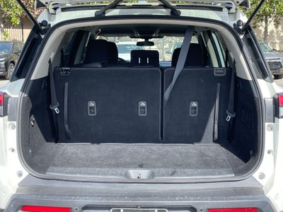 2022 Nissan Pathfinder SV 1-Owner / NissanConnect featuring Apple CarPlay an