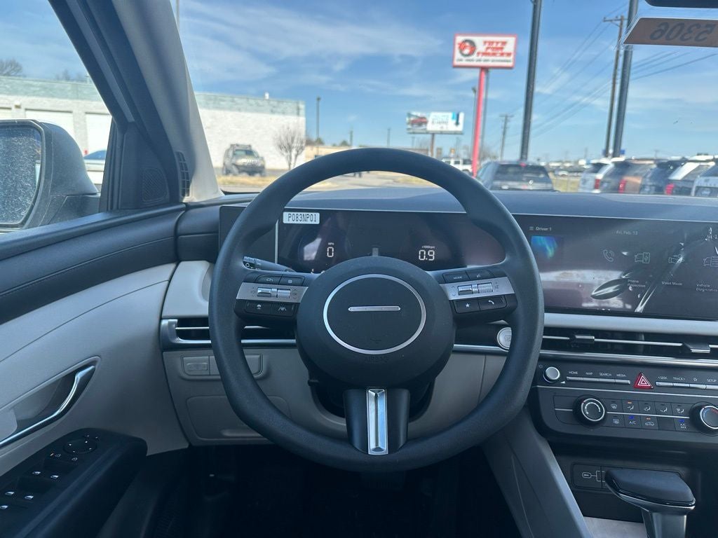 2025 Hyundai Tucson SE FWD