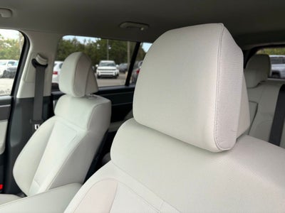 2027 Hyundai Santa Fe SE