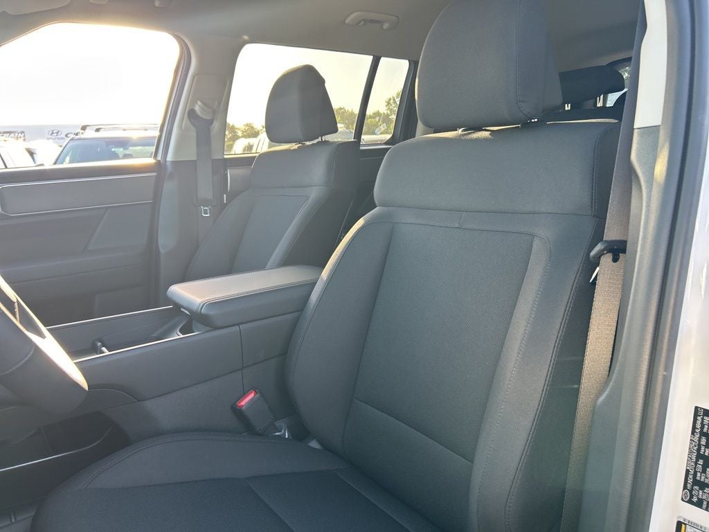 2026 Hyundai Santa Fe SE