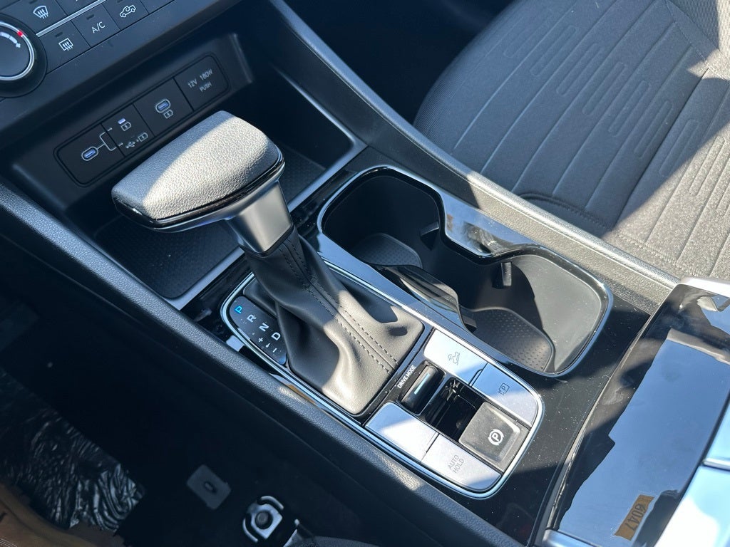 2026 Hyundai Santa Cruz SE FWD